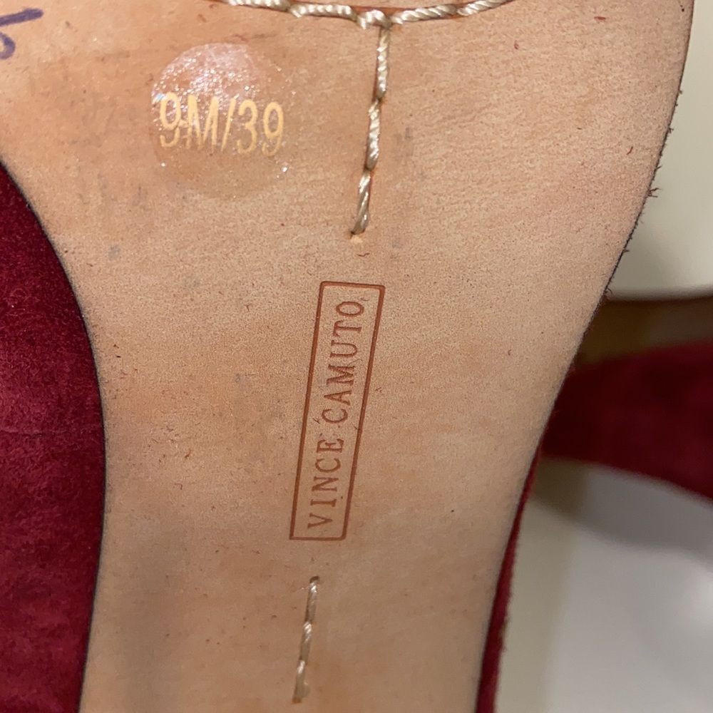 Vince Camuto Heels - Picture 6 of 7